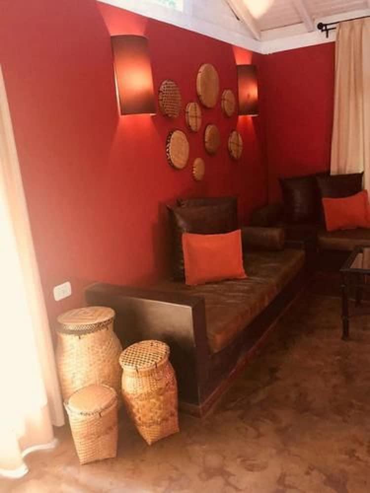 Raices Amambai Lodges Puerto Iguazu Ngoại thất bức ảnh