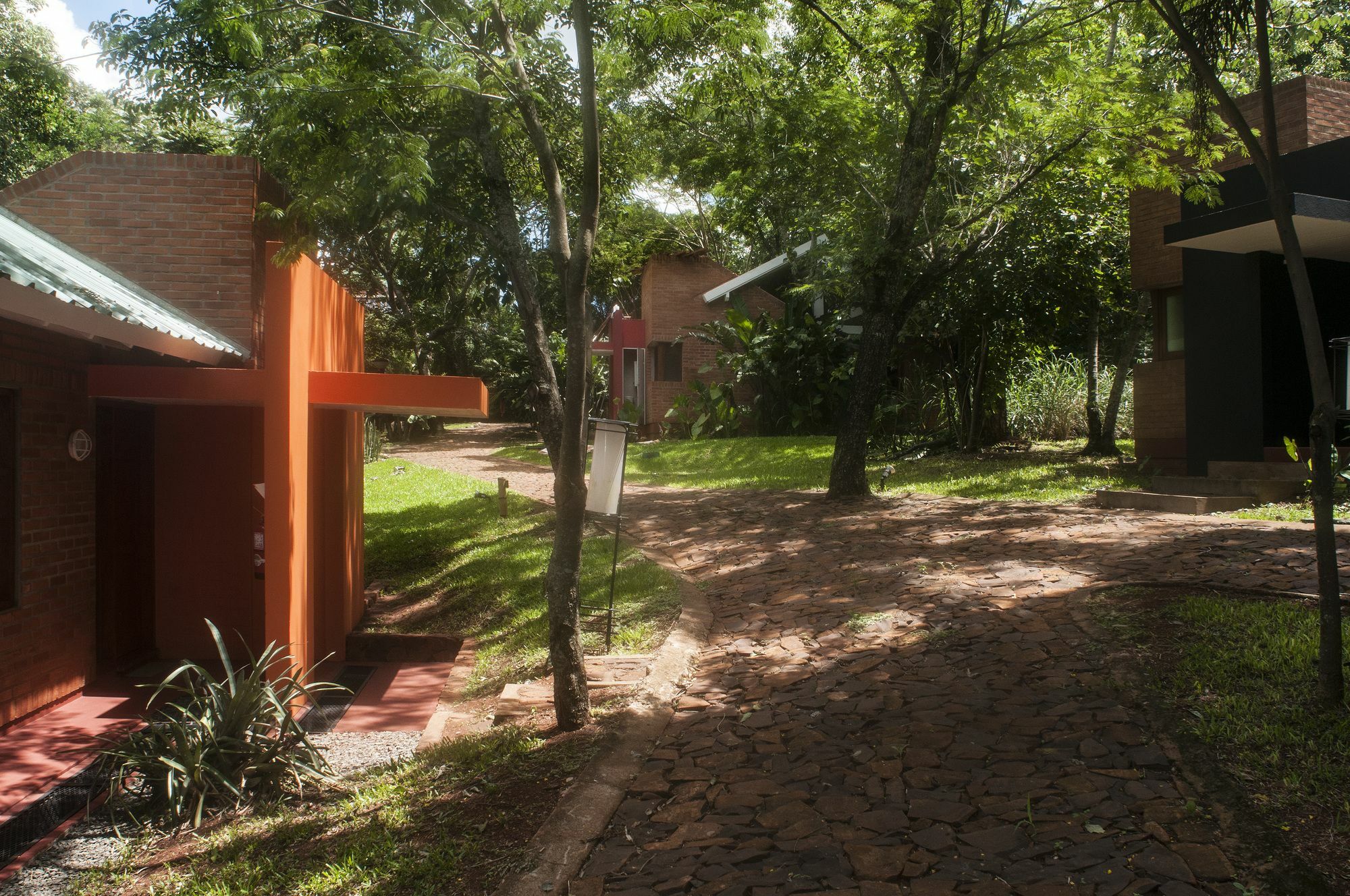 Raices Amambai Lodges Puerto Iguazu Ngoại thất bức ảnh